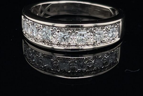 #RodA31-97600 14K White Gold Men's Wedding Band