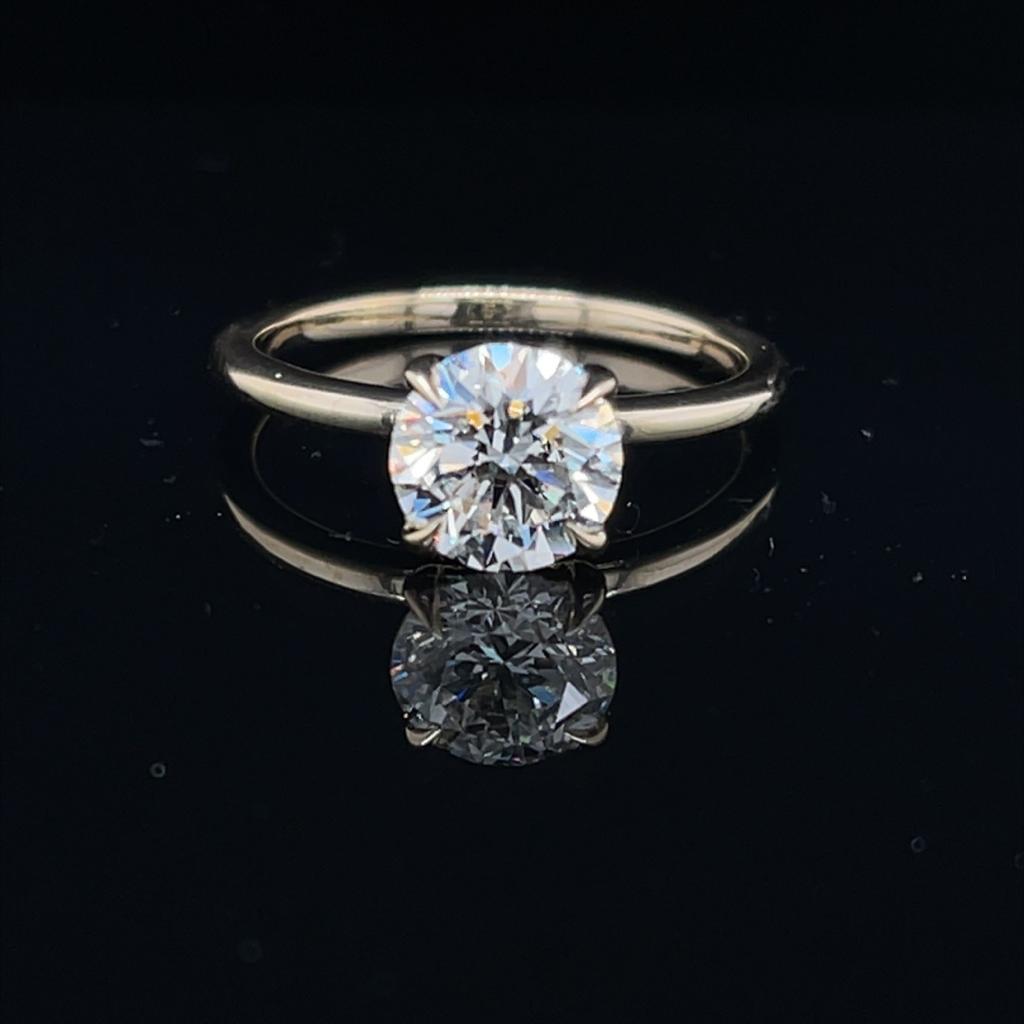 14K Yellow Gold 3.10 Round Solitaire Lab-Grown Color I Clarity SI2