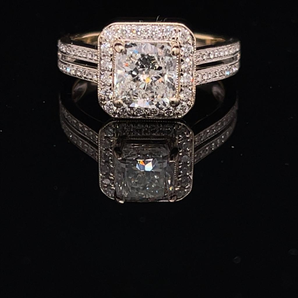 #DEC14B-976800 18K White Gold Halo 1.51 Cushion EGL Color E Clarity SI2 1.00ct diamonds in ring 2.51CTW