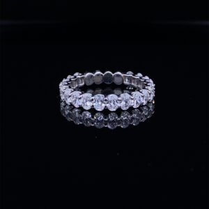14K WHITE GOLD OVAL WEDDING BAND 2.14 CARAT TOTAL WEIGHT COLOR G CLARITY VS1