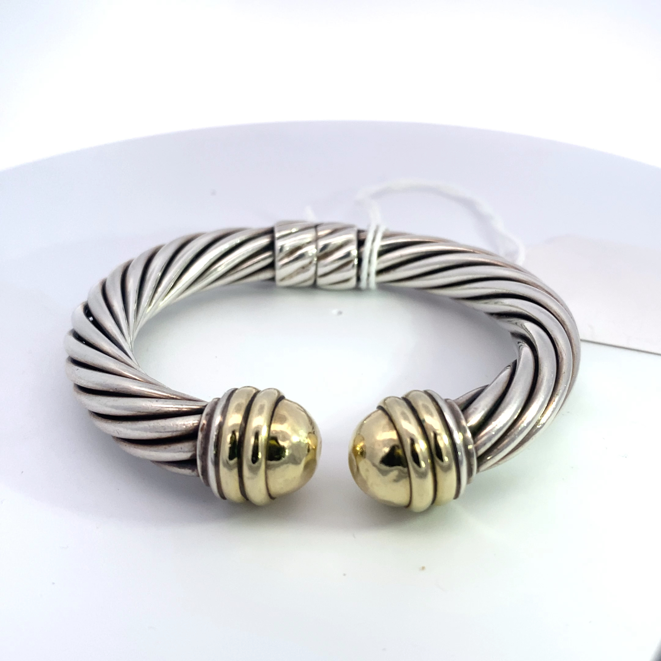David Yurman Sculpted Cable Bracelet in 18K Yellow Gold | Brown & Co.  Jewelers